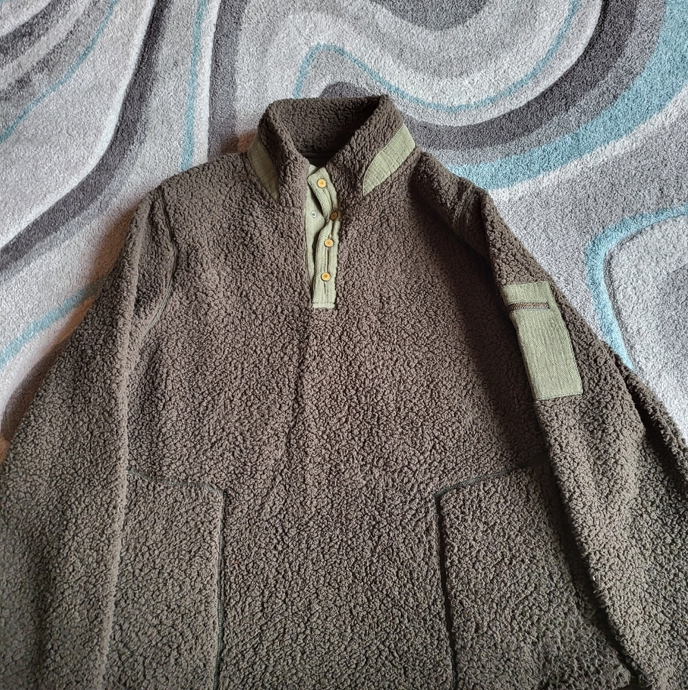 Brown Sweatshirt Large